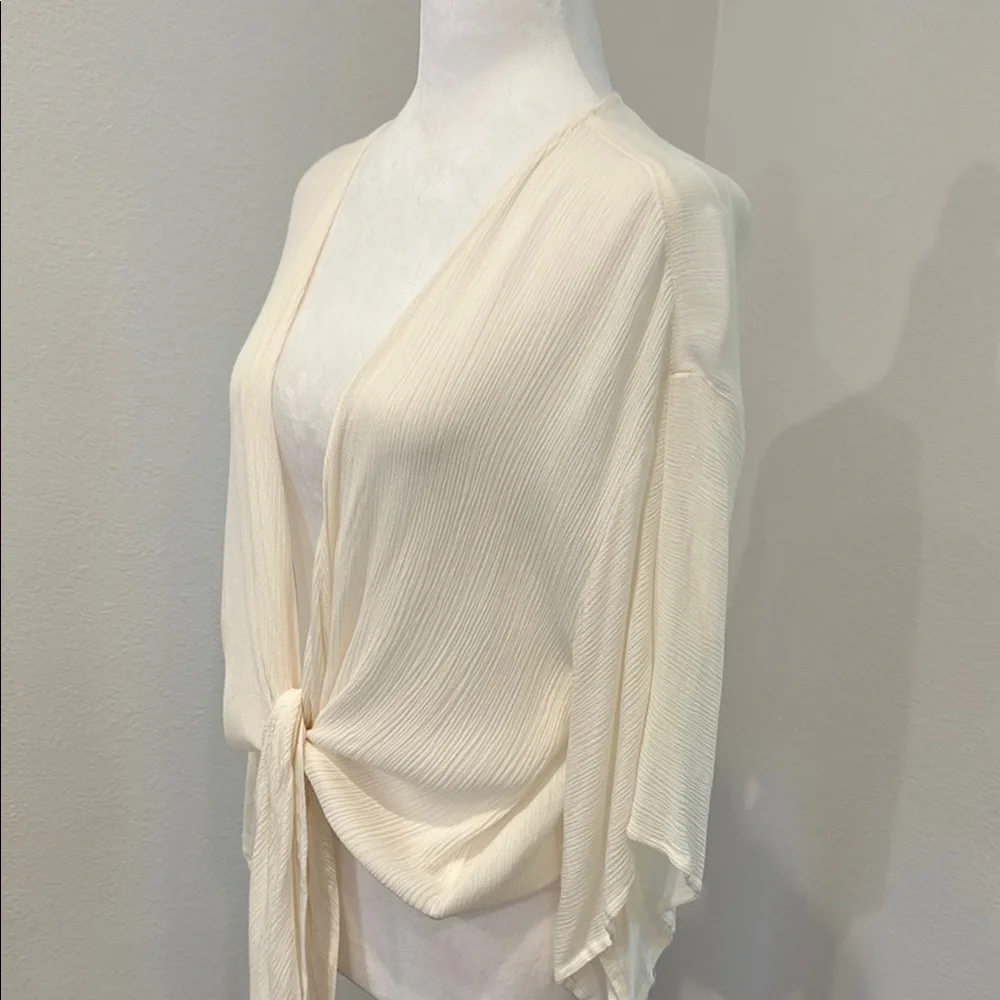HYFVE White Tie-Front Shrug - Picture 7 of 11